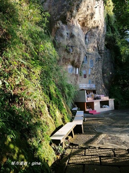 【台北南港】城市中的山林風光。 No13小百岳~南港山375