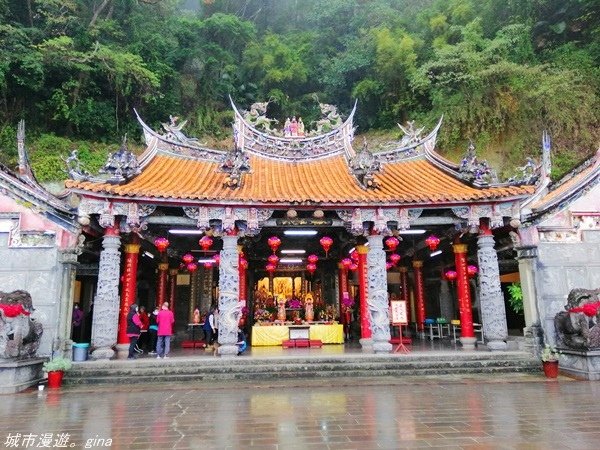 【苗栗南庄】雲霧裡的山中有朦朧美。No29小百岳~獅頭山