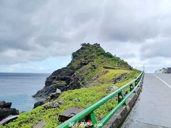 【台東蘭嶼】島嶼風情。 蘭嶼悠遊環島騎車趣。