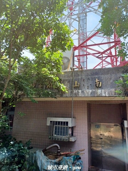 【台北信義】搭捷運爬山趣。 No13小百岳_南港山步道