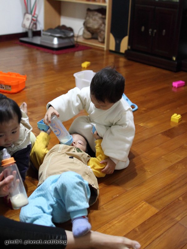 2012-02-27-20-49-05_IMG_7202_DPP