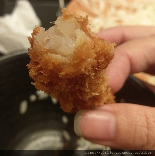 【台北食記-信義安和捷運站】炸蝦和豬排都好好吃的『吉豚屋』