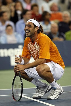 2006_11_30_Baghdatis_article.jpg