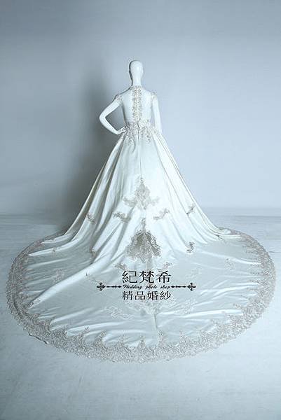 高雄婚紗白紗禮服訂製租售