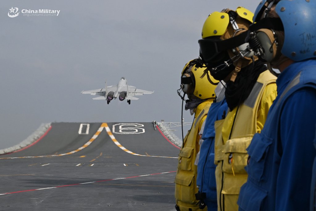 解放軍海軍雙航母艦隊成形