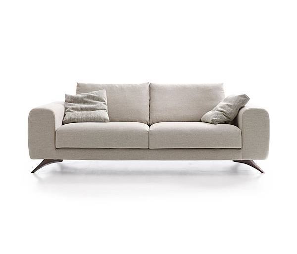 gues-sofa-detalle1-b.jpg