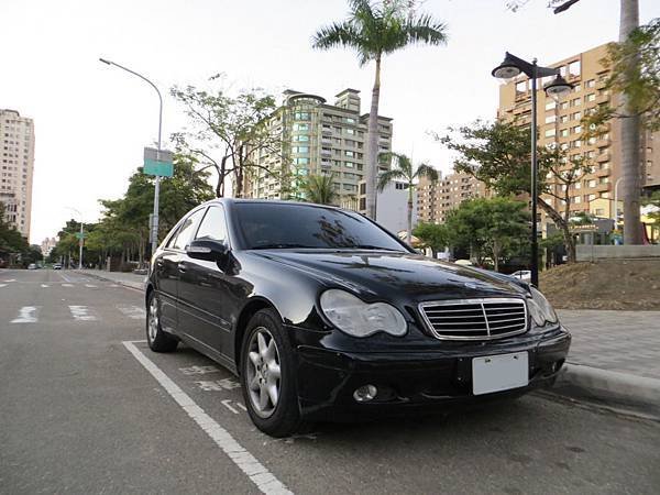 2001年BENZ W203-C200K(2.0)-透明資訊