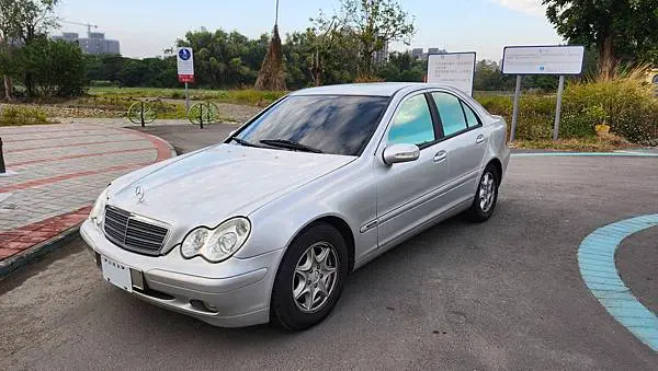 售-2001年BENZ W203-C200K(2.0)-透明