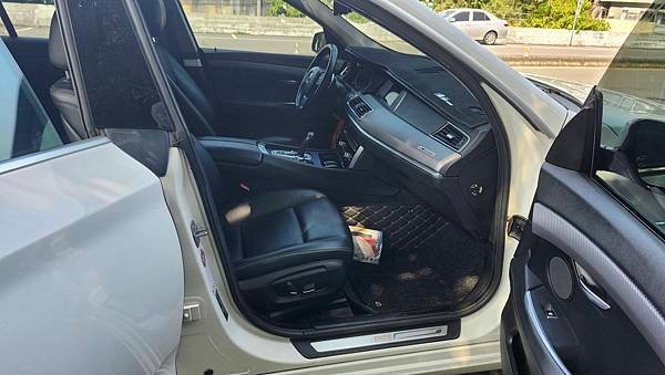 售-2013 BMW 5-Series GT 520d(F0