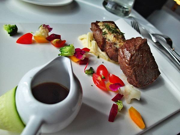 bistro-13