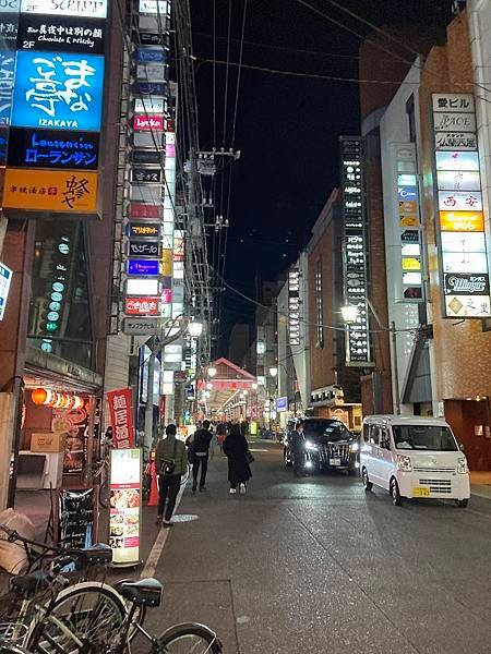 [廣島美食] 五エ門　福屋広島駅前店--太喜歡廣島燒了