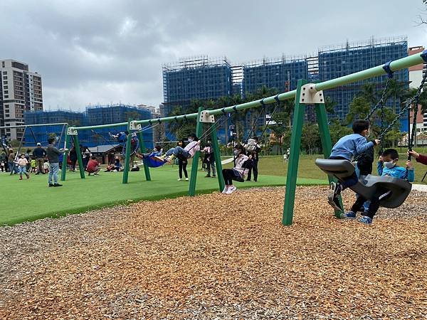 【安坑輕軌景點(十四張站)】新北特色公園┃十四張歷史公園┃佔