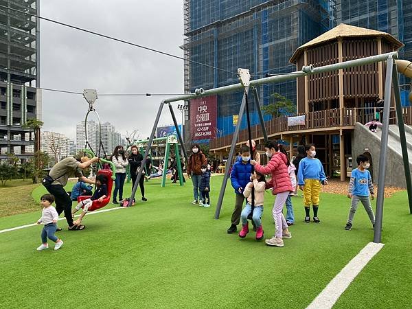 【安坑輕軌景點(十四張站)】新北特色公園┃十四張歷史公園┃佔