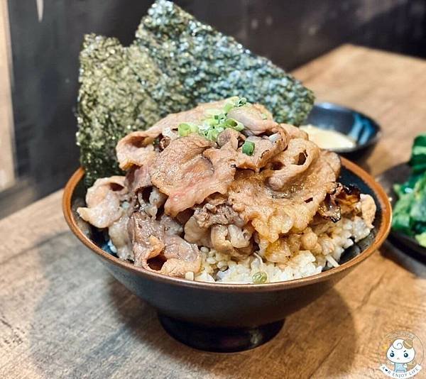 樹林火車站旁的平價丼飯「川牛木石亭」高CP值，肉控必訪！