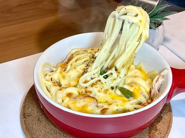 【台大美食地圖】學生們狂推的「好義外義大利麵 台大店」，平價