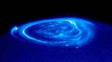 220px-Jupiter_Aurora_HST_UV.jpg