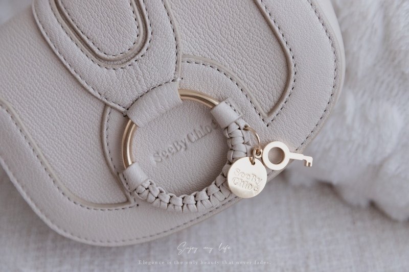 網購 ♥ 全球知名時尚精品電商 NET-A-PORTER。S