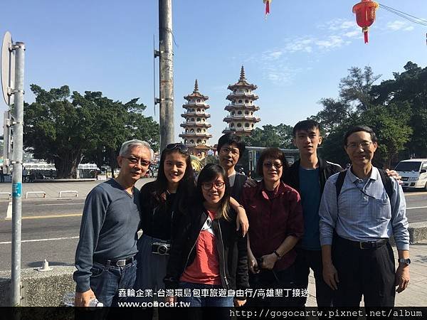 105.12.20台灣陳小姐與新加坡友人7人高雄1日遊.JPG