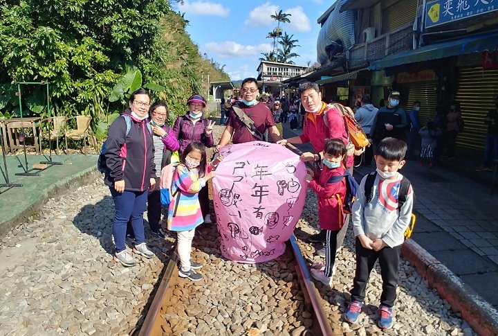 1100131-東勢格古道,平溪老街放天燈_210204_0002.jpg