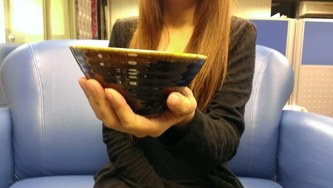 酒店小姐錯誤拿碗姿勢