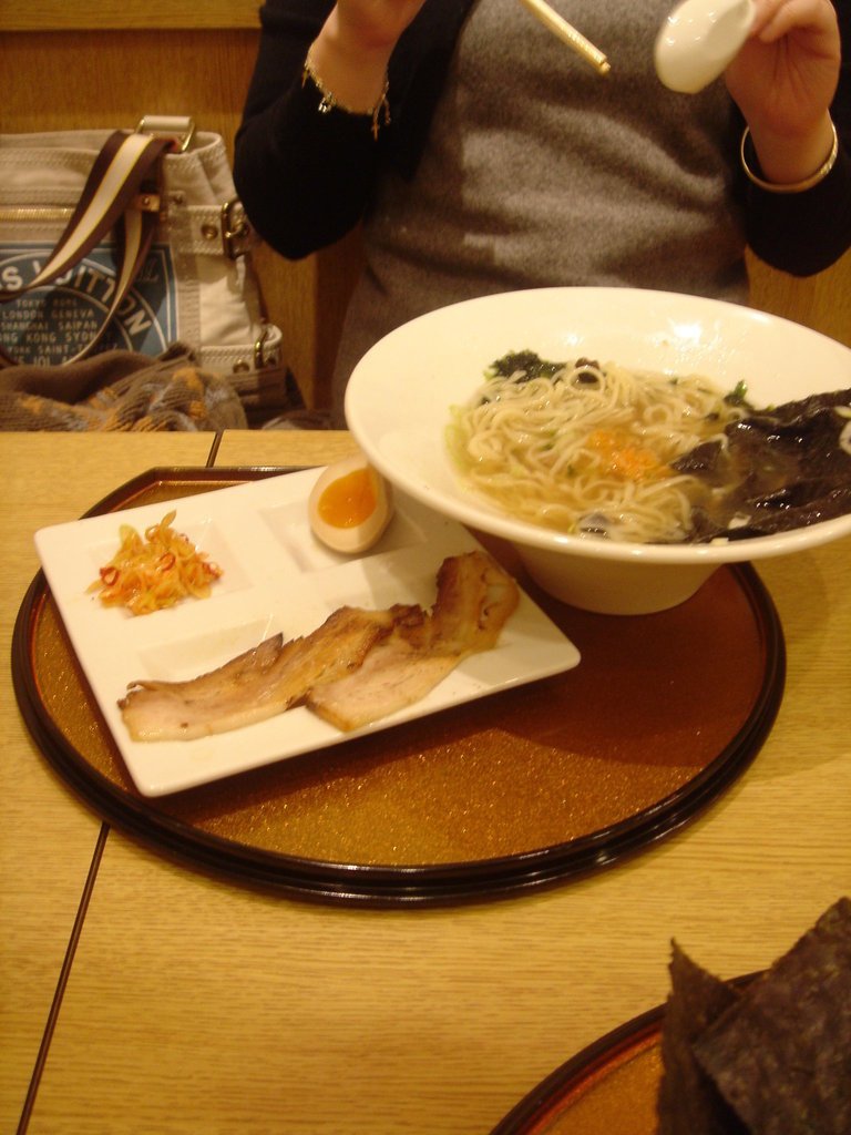 2006/04/12~16 東京之旅第4天：去台場參觀富士電