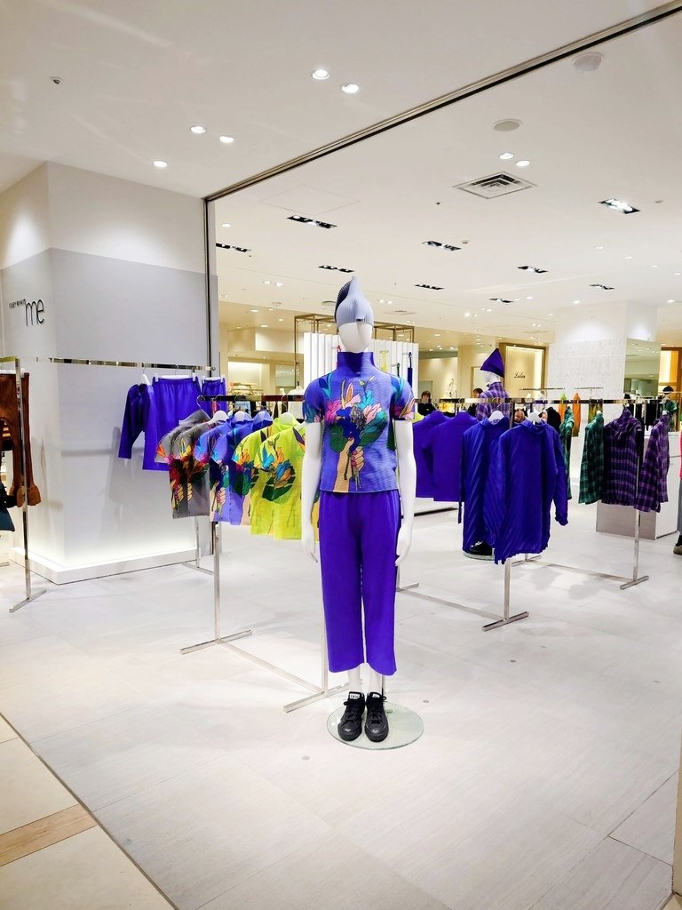ISSEY MIYAKE三宅一生【PLEATS PLEAS】