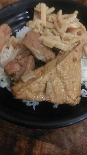 阿爸の滷肉飯