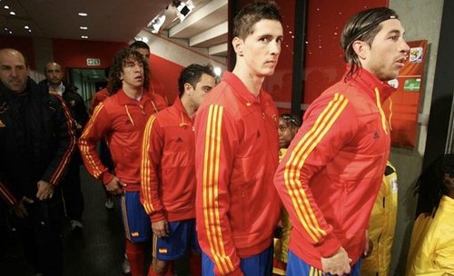 Fernando-Torres-Spain-1-vs-Portugal-0-fernando-torres-13447906-500-304.jpg