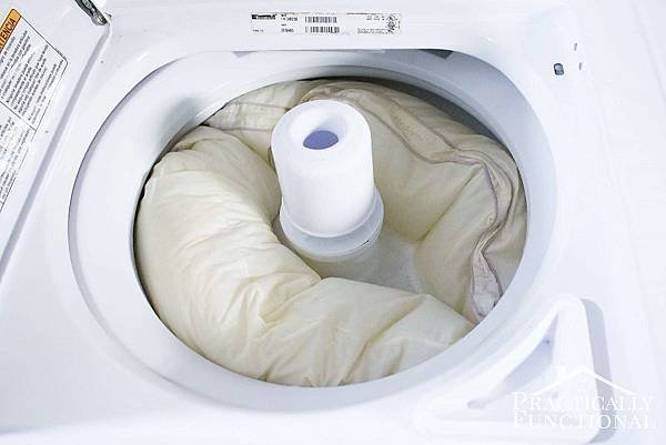 how-to-wash-pillows-.jpg