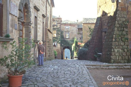 Italy Civita02.jpg