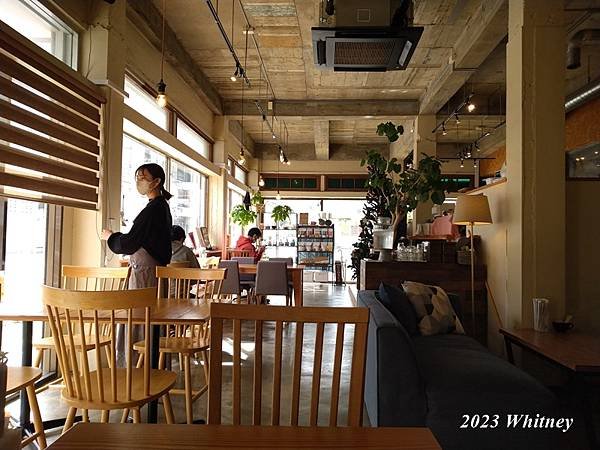 FLAP COFFEE and BAKE SHOP 普天間店 (4).JPG