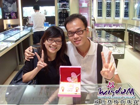 百人幸福見證活動,婚戒,結婚金飾,鑽石價格,gia鑽石,結婚鑽戒,訂婚戒指,結婚對戒,金飾,鑽石對戒,情人對戒,鉑金鑽戒,鑽石項鍊,西門店,張先生.jpg
