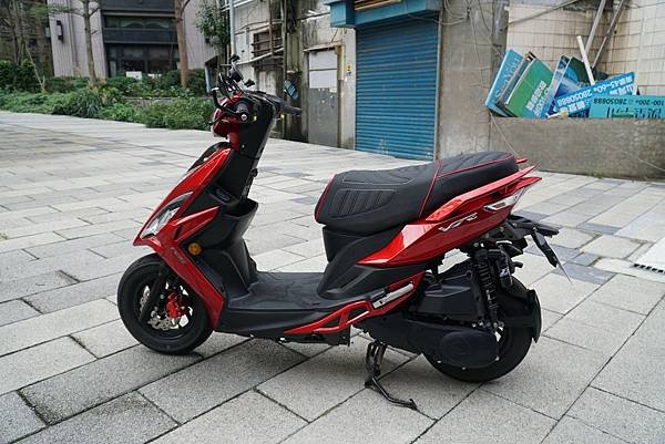 kymco-vjr-125-abs-改裝-gozilla-後靠背-小饅頭-普利珠-機油-傳動-推薦-價格01.jpg