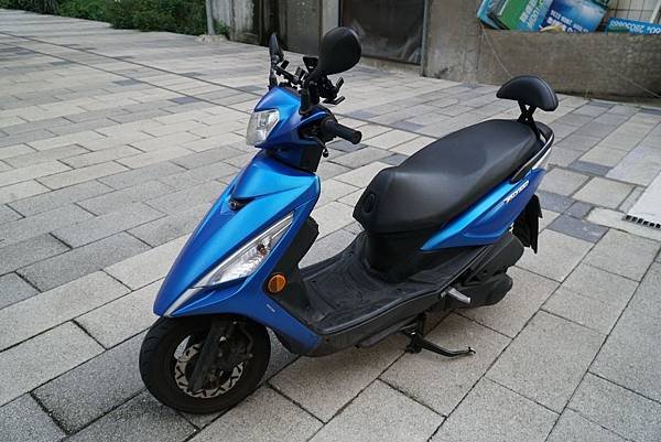 kymco-新名流-125-abs-改裝-gozilla-後靠背-小饅頭-普利珠-機油-傳動-推薦-價格14.jpg