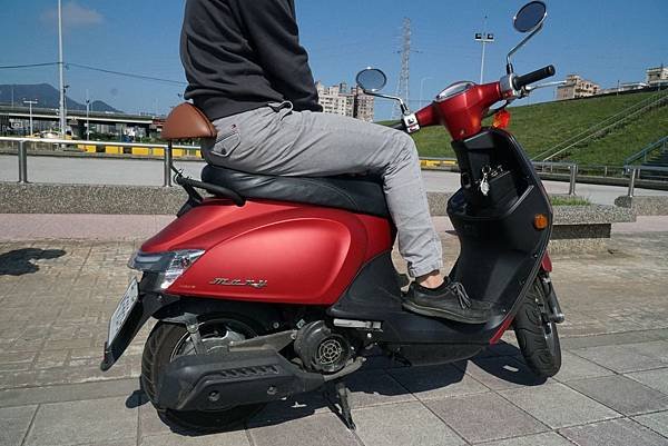 kymco-new-many-110-125-abs-改裝-gozilla-後靠背-小饅頭-普利珠-機油-傳動-推薦-價格26.jpg