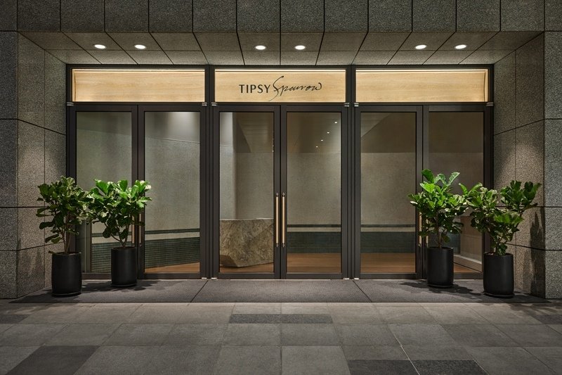 TIPSY Sparrow 大門照.jpg