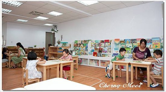 reading01.jpg