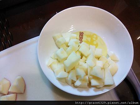副食品製作,雞肉蘋果泥