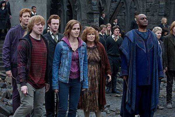 harry-potter-deathly-hallows-part-2-warner-bros-61077.jpg