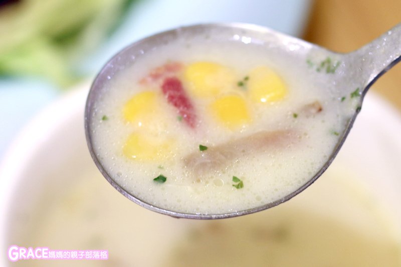 寒假暑假周休2日放假溜小孩親子旅行旅遊好玩景點分享推薦行程-台北五分埔美食推薦-潔果物語義式廚房Fruit Talk pasta-可愛娃娃屋天然好吃餐廳-水果入菜義大利麵燉飯鬆餅必吃小孩愛吃親子餐廳-不加味精味素-商業午餐下午茶晚餐-有菜單價格表-自強公園-近後山埤捷運站-五分埔夜市-親子部落客grace媽媽的親子部落格-美食fb粉絲專頁--台灣美食blogger-人氣blog排行榜-育兒blog推薦-網紅媽咪-親子粉絲團-親子業配-人氣媽媽blogger-親子網紅團購-痞客邦親子粉絲團-台灣旅遊美食親子部落客grace媽媽的親子部落格