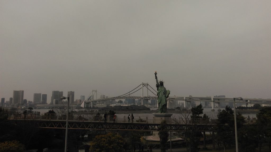 日本東京台場,我看到自由女神了....