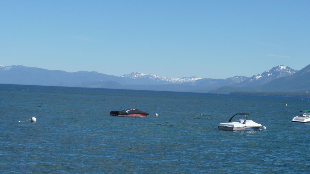 美麗的太浩湖 LAKE TAHOE