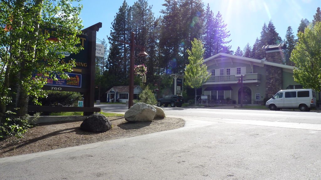 美麗的太浩湖 LAKE TAHOE