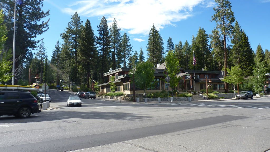 美麗的太浩湖 LAKE TAHOE