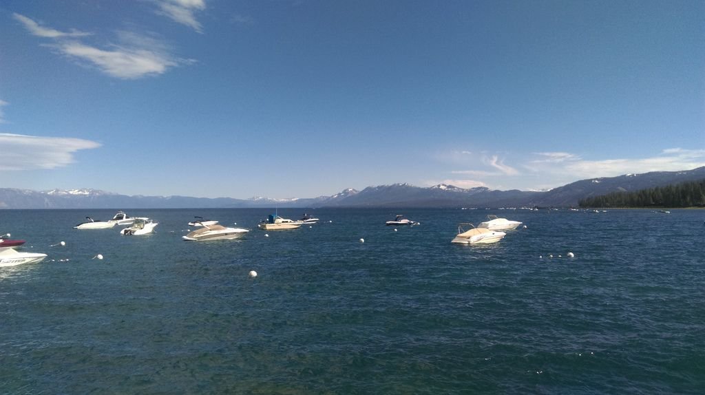 美麗的太浩湖 LAKE TAHOE