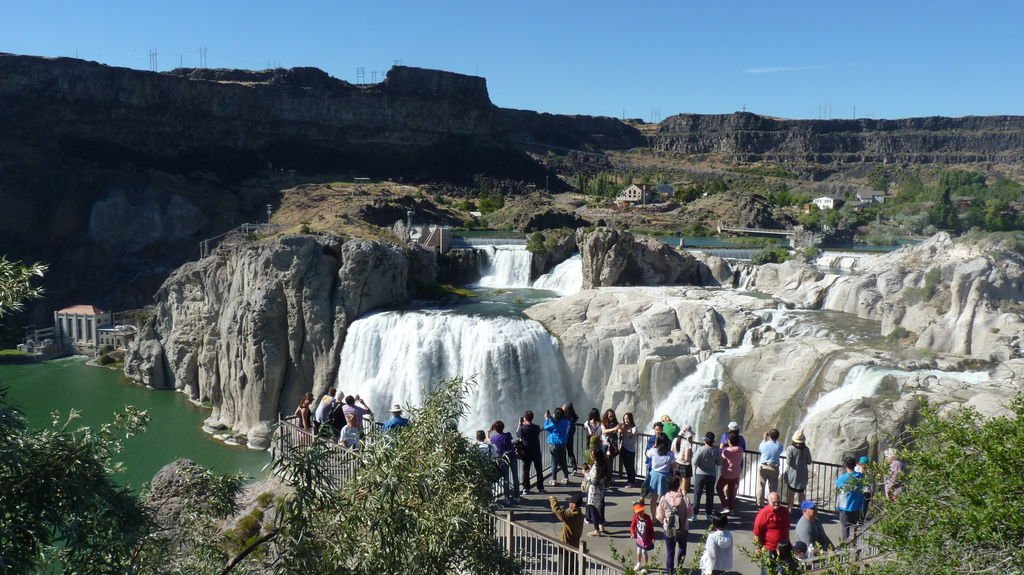 另人驚豔的肖松妮瀑布 Shoshone Falls