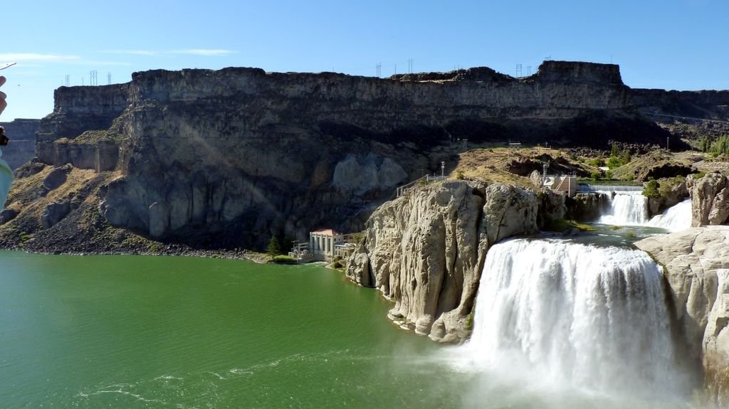 另人驚豔的肖松妮瀑布 Shoshone Falls