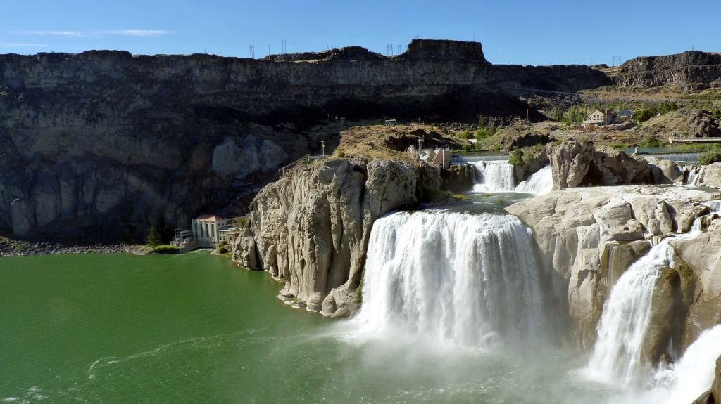 另人驚豔的肖松妮瀑布 Shoshone Falls