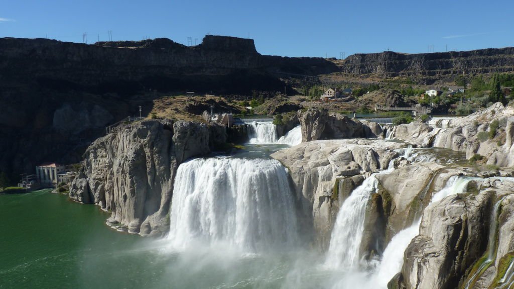 另人驚豔的肖松妮瀑布 Shoshone Falls