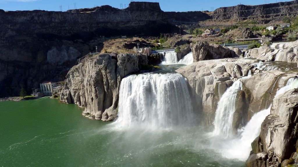 另人驚豔的肖松妮瀑布 Shoshone Falls